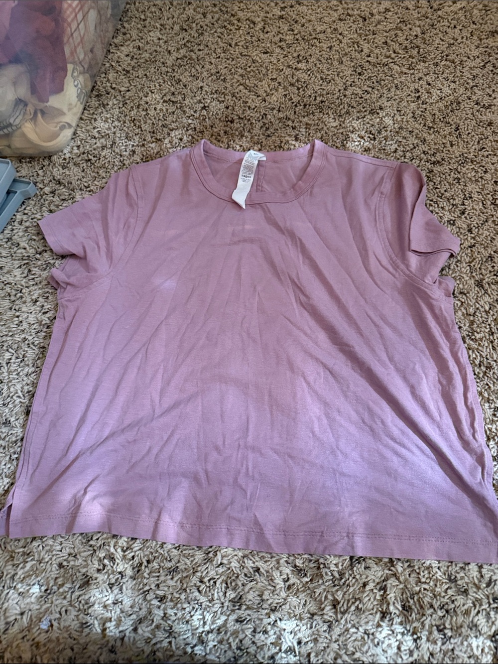 lululemon athletica Lavender Short Sleeve Tee